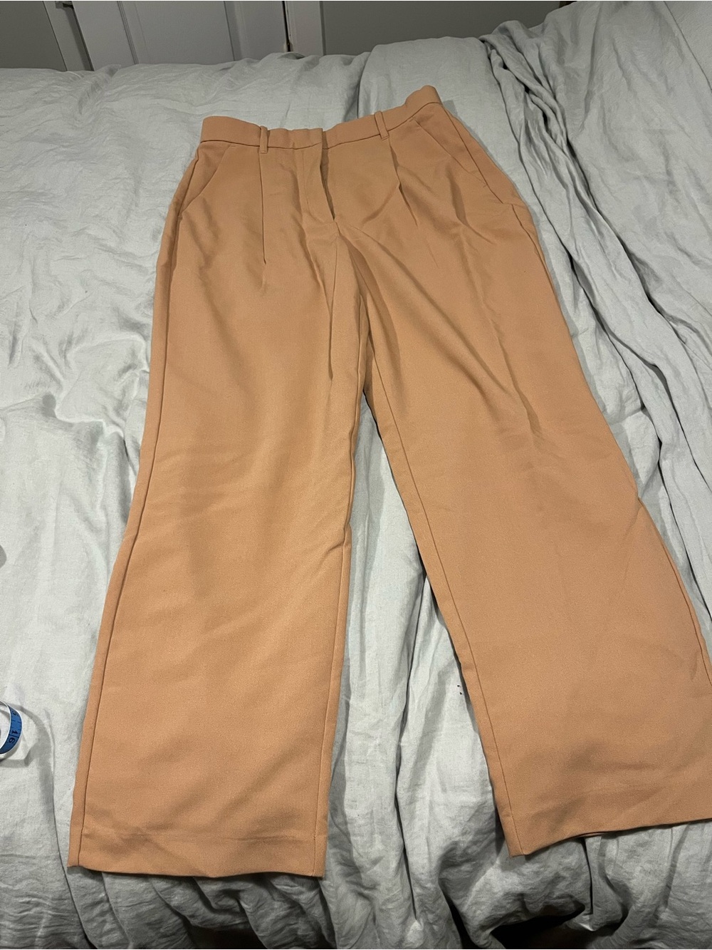 Abercrombie & Fitch High-Rise Straight-Leg Pants in Camel Tan